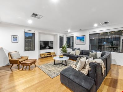 18 Pensioner Guard Road, North Fremantle WA 6159