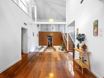 600? The Esplanade, Mount Pleasant WA 6153