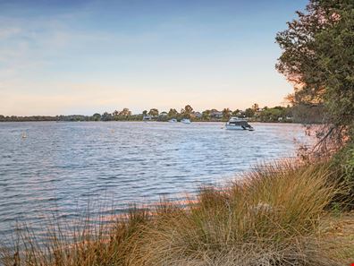 600? The Esplanade, Mount Pleasant WA 6153