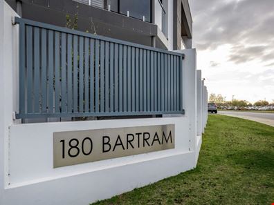 9/180 Bartram Road, Atwell WA 6164