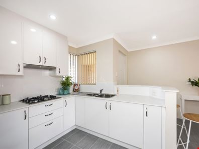 44/39 Elizabeth Street, Cloverdale WA 6105
