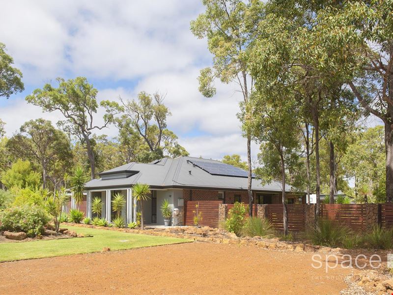 1 Honeytree Grove, Cowaramup WA 6284