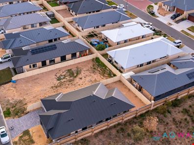 37 Balclutha Crescent, Madora Bay WA 6210