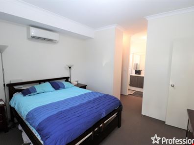 8 Dorset Street, Haynes WA 6112