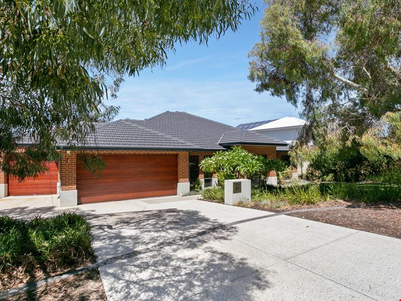 21 Godwin Avenue, Manning WA 6152