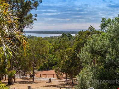 8 Harvey View Drive, Herron WA 6211