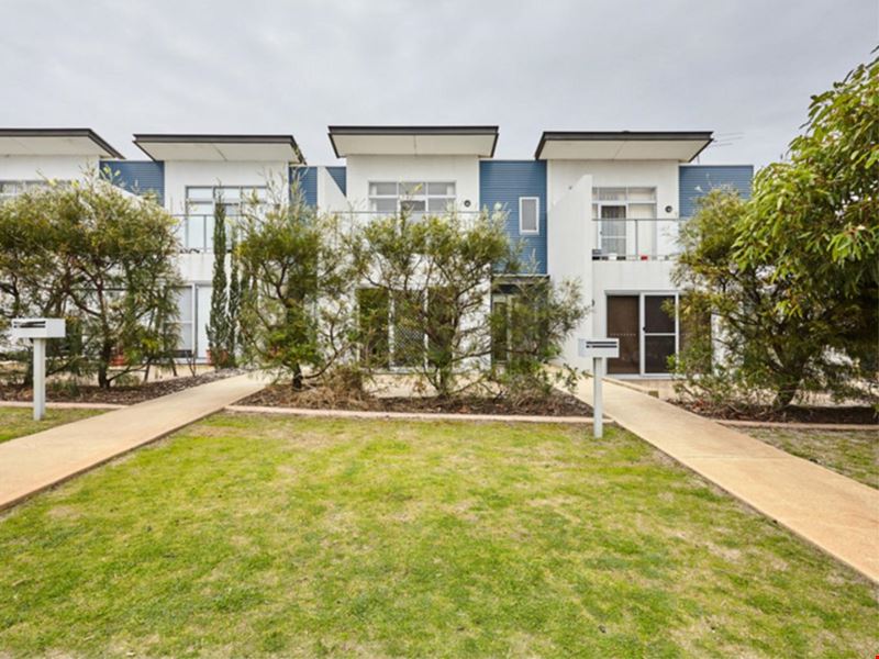 7/11 Pearson Drive, Success WA 6164