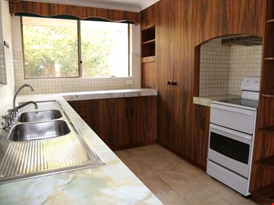 31 Chaplin Street, Castletown WA 6450