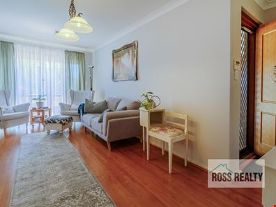 1/1 Chedworth Way, Eden Hill WA 6054
