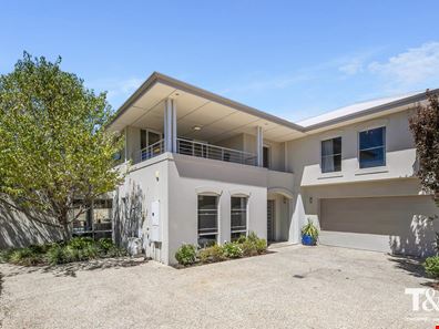 261A Riverton Drive North, Shelley WA 6148