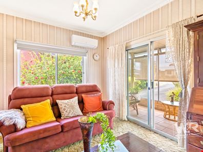 18 William Street, Yakamia WA 6330