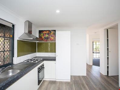 15 Sinai Place, Lockridge WA 6054