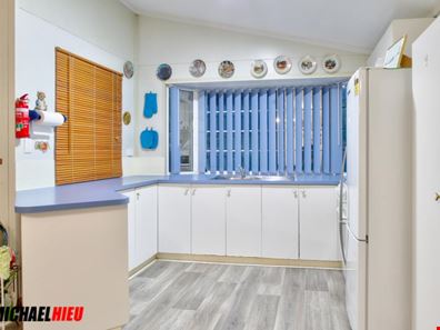 241/270 South Western Highway, Mount Richon WA 6112