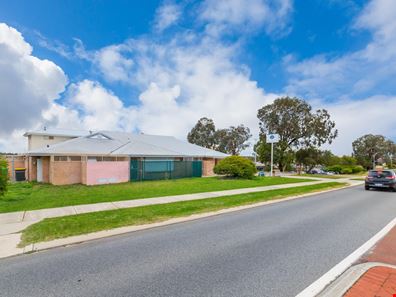 231 Timberlane Drive, Woodvale WA 6026