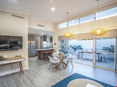 2B Nash Street, Hillarys WA 6025