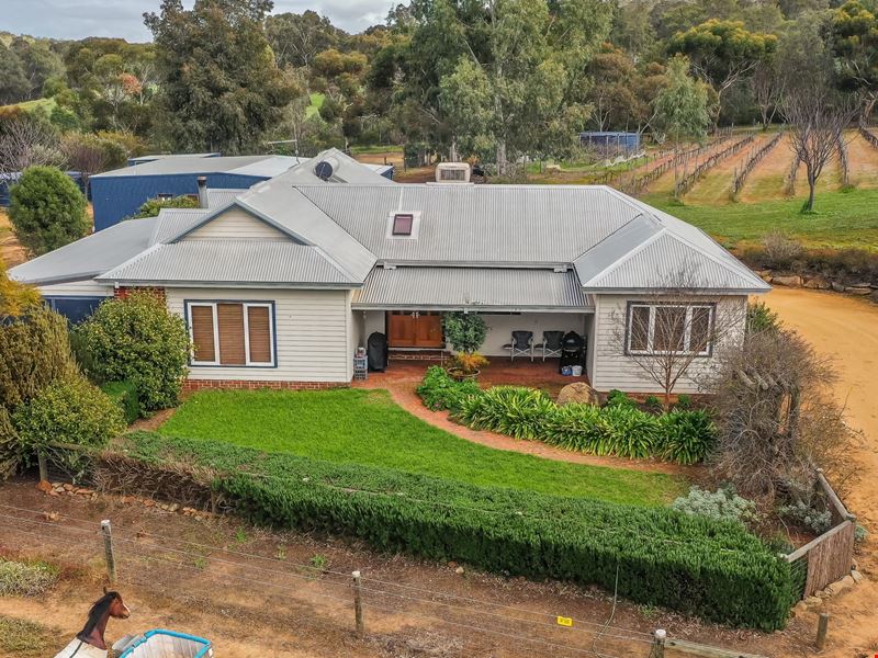 21 Pelican Rise, Chittering WA 6084