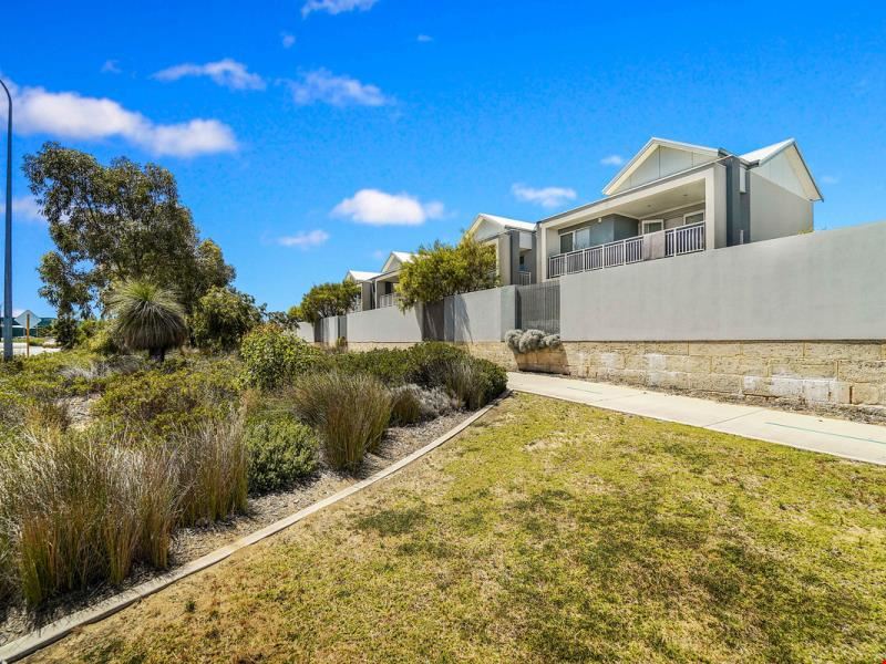 16/1 Elsbury Approach, Clarkson WA 6030