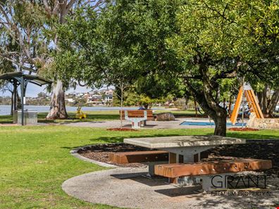 4 Fry Street, Mount Pleasant WA 6153