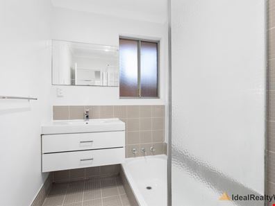 49 Watling Avenue, Lynwood WA 6147
