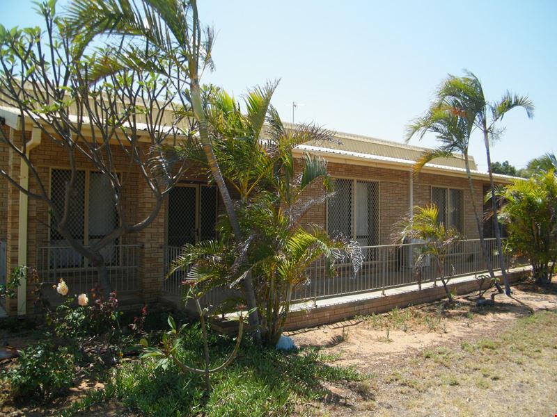 19 Crowther Street, South Carnarvon WA 6701