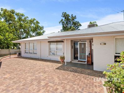 17 Leawood Crescent, Boya WA 6056