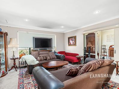 17 Leawood Crescent, Boya WA 6056