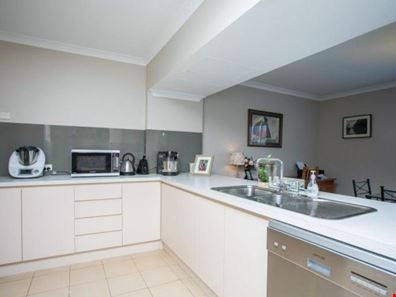 37/6 Verdelho Drive, The Vines WA 6069