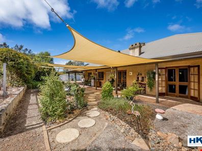 167 Meadowbrook Ramble, Bullsbrook WA 6084