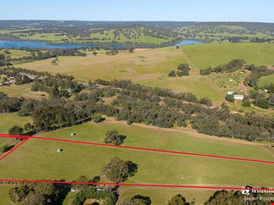 33 Hart Drive, Chittering WA 6084