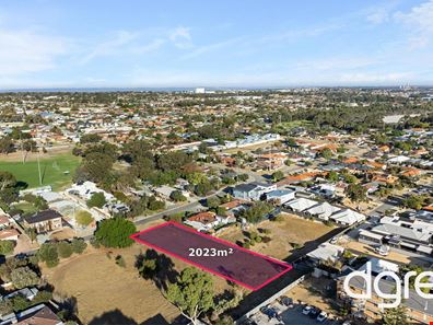53 Davilak Avenue, Hamilton Hill WA 6163