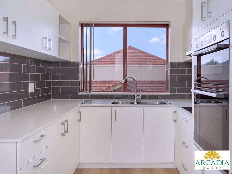64 / 153 Stock Road, Bicton WA 6157