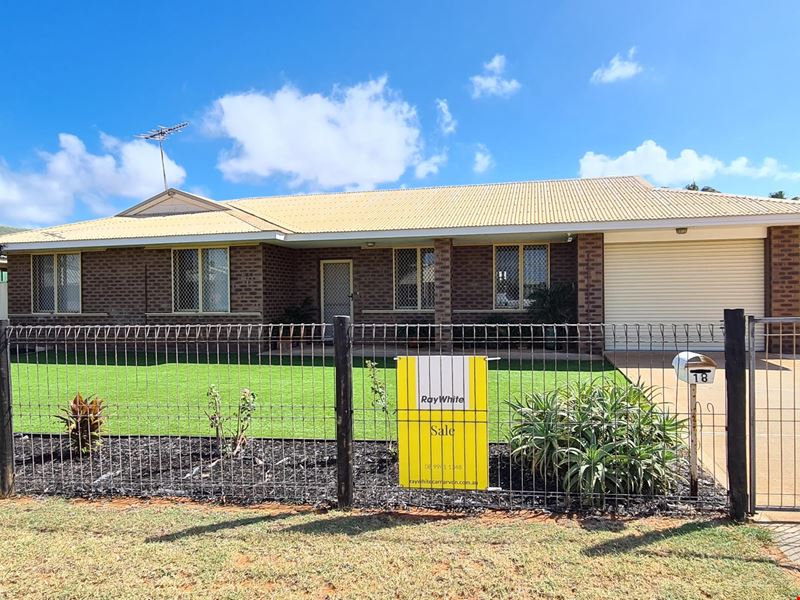 18 Meiklejohn Crescent, Carnarvon WA 6701