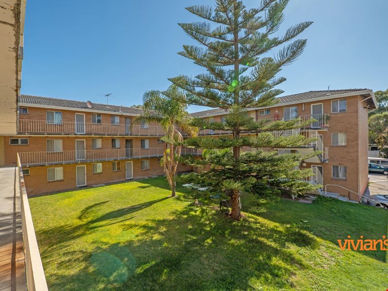 7/4 Southend Road, Hamilton Hill WA 6163