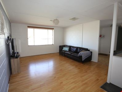 6 Canteen Crt, Kambalda East WA 6442