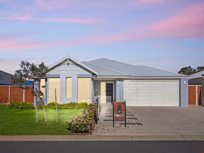 4 Kanalla Avenue, Millbridge WA 6232