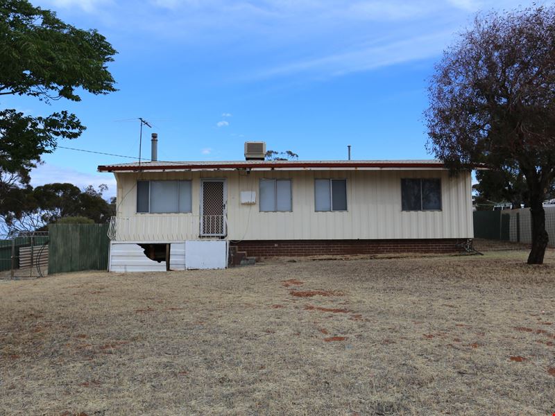 48 New Clayton St, Kambalda East WA 6442
