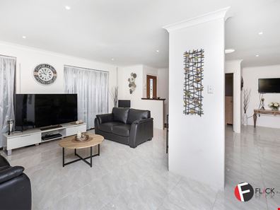 72 Freeland Way, Eden Hill WA 6054