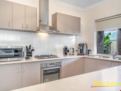 11B Tavistock Crescent, Lynwood WA 6147