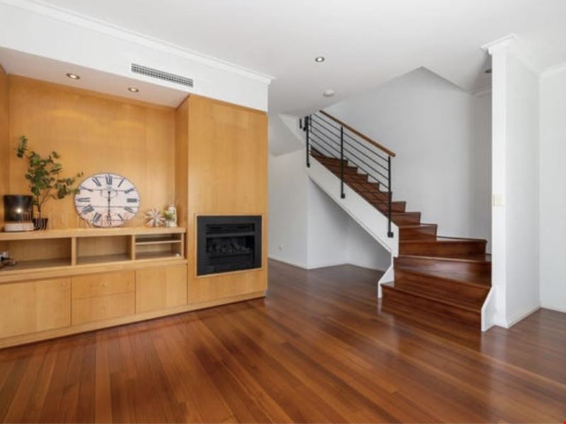 10/18 Robinson Avenue, Perth WA 6000