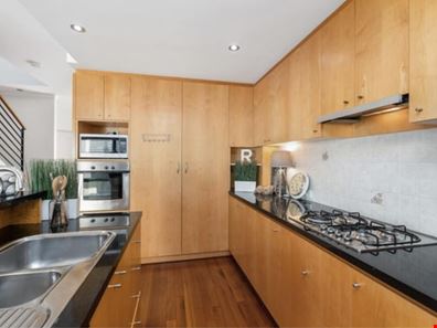10/18 Robinson Avenue, Perth WA 6000