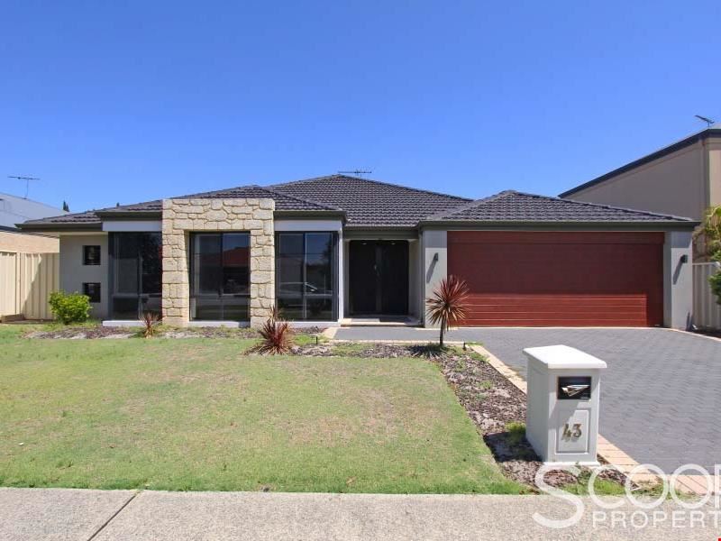 43 Jackadder Avenue, Hammond Park WA 6164