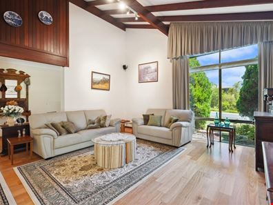 43 Lilian Road, Maida Vale WA 6057
