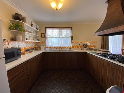 8 Cameron Street, Allanson WA 6225