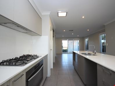 14 Fusus Lane, Jindalee WA 6036