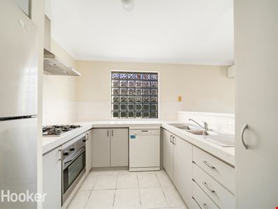 8/6-8 Warwick Street, St James WA 6102