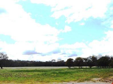 8 Shenton Road, Woodanilling WA 6316