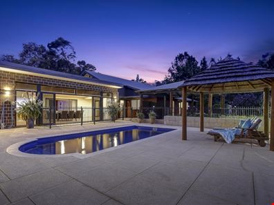 14 EMERALD DRIVE, Carabooda WA 6033