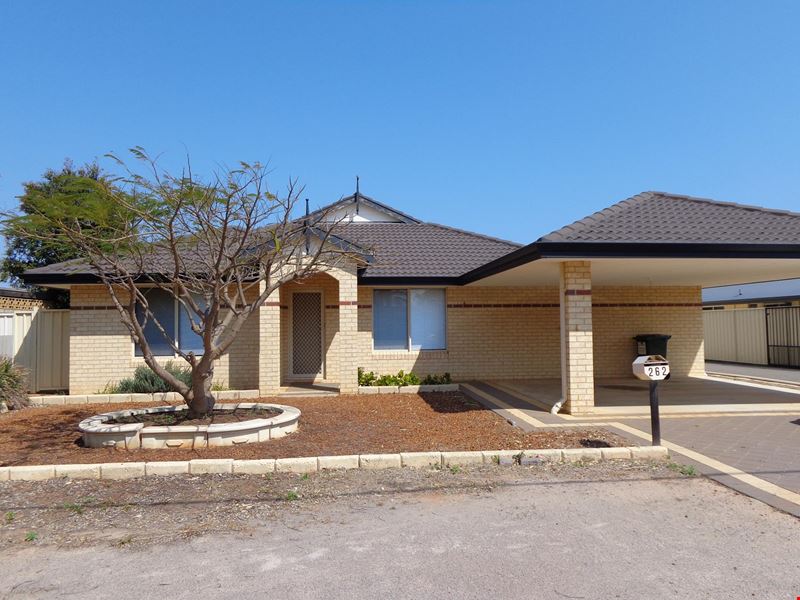 262A Seventh Street, Wonthella WA 6530