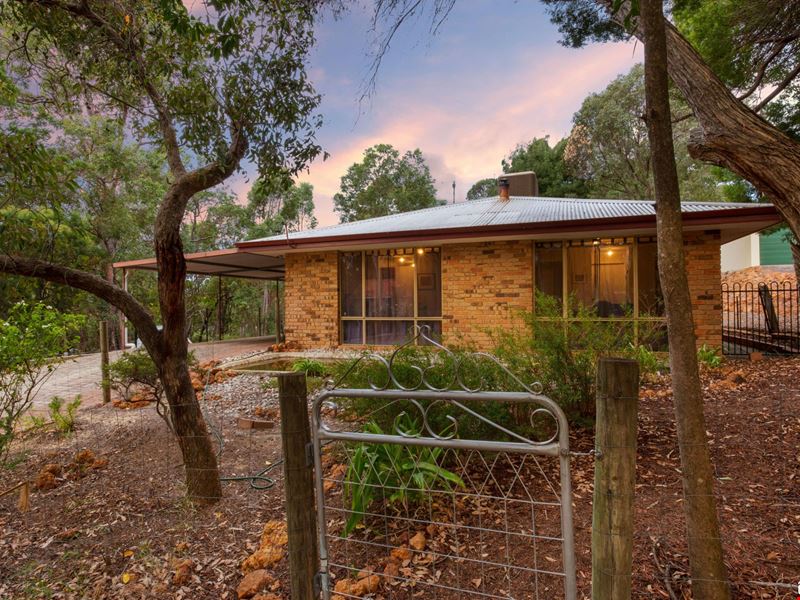 5 Cousens Street, Jarrahdale WA 6124