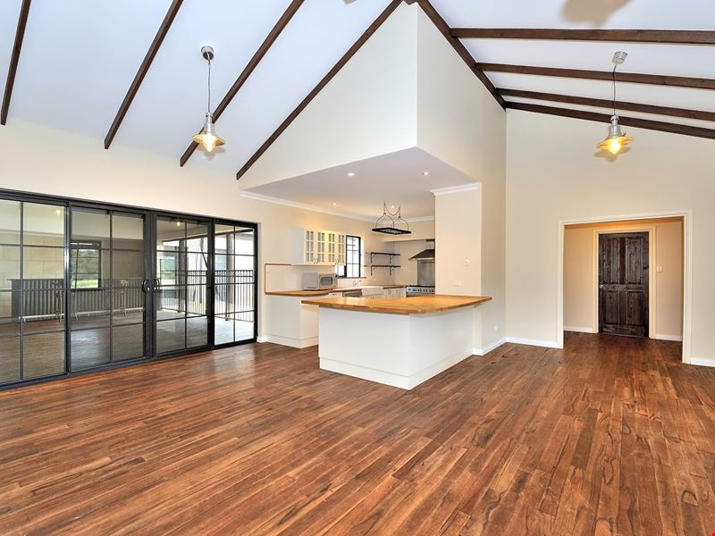 62 Fewster Street, Muchea WA 6501